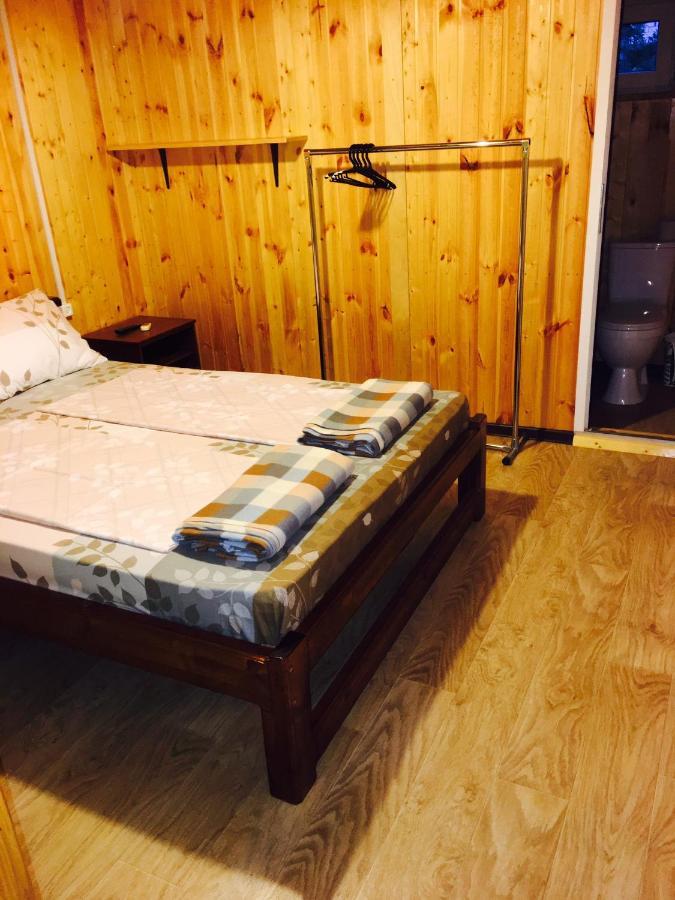 Guest House Vladimir Gagra Exterior photo