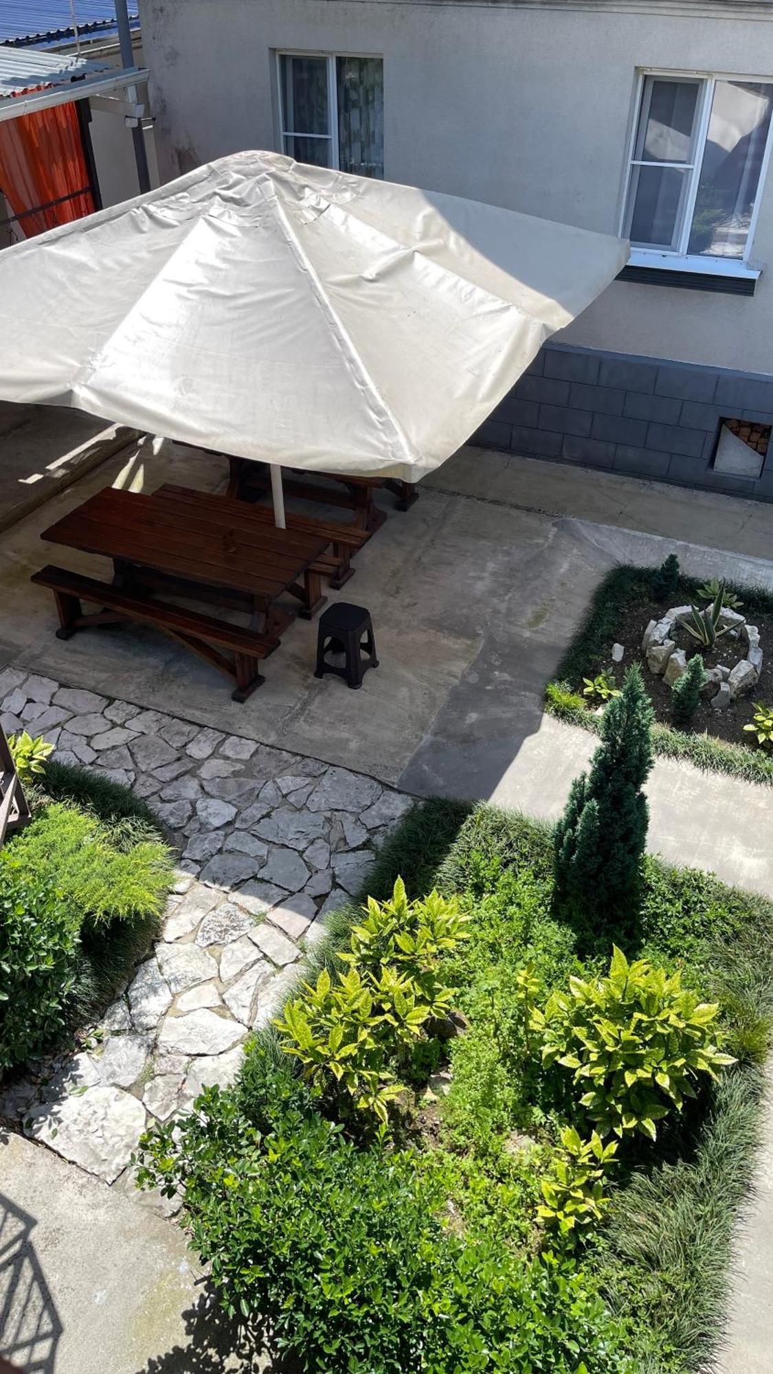 Guest House Vladimir Gagra Exterior photo